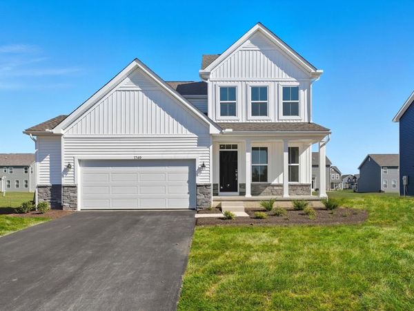 1749 Stinson Way, Delaware, OH 43015