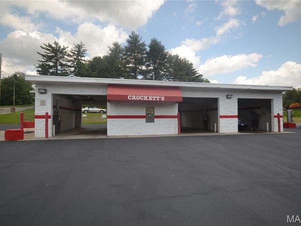 9509 Saint Clair Avenue, Fairview Heights, IL 62208