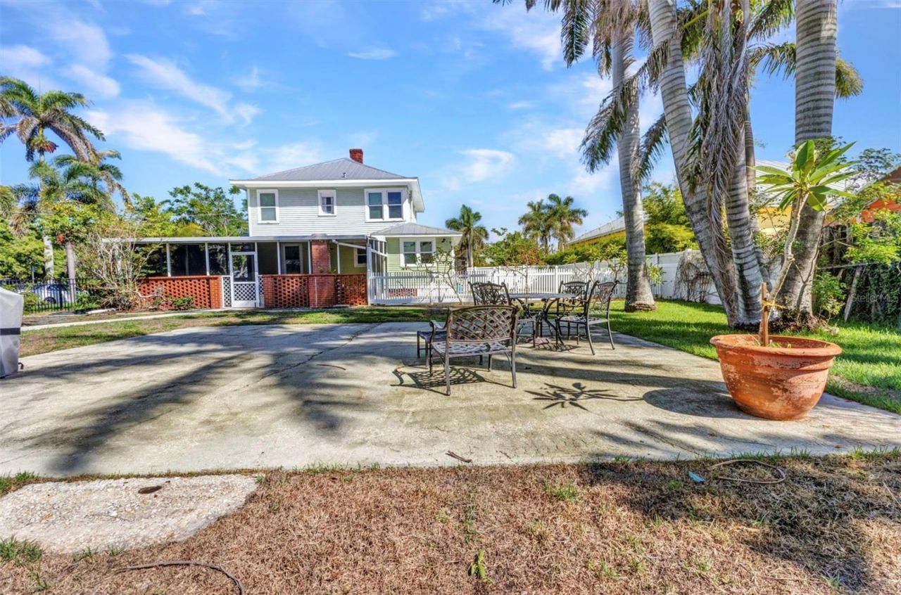 415 W Marion Avenue, Punta Gorda, FL 33950 Photo