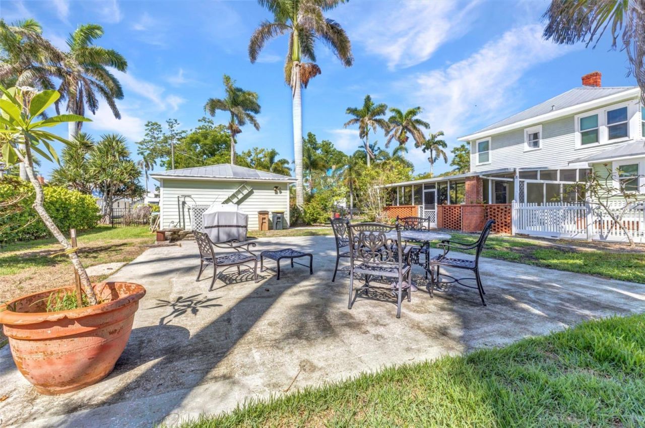 415 W Marion Avenue, Punta Gorda, FL 33950 Photo