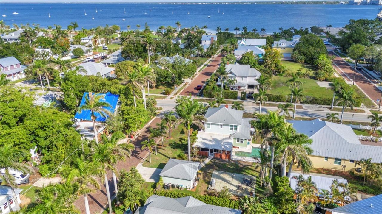 415 W Marion Avenue, Punta Gorda, FL 33950 Photo