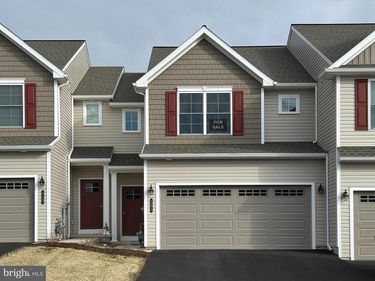 121 MAGNOLIA DRIVE, MIDDLETOWN, PA 17057