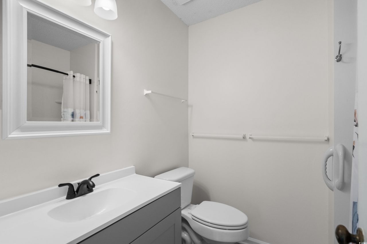 6576 Pebble Beach Crescent Photo 22