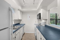 6576 Pebble Beach Crescent photo 4