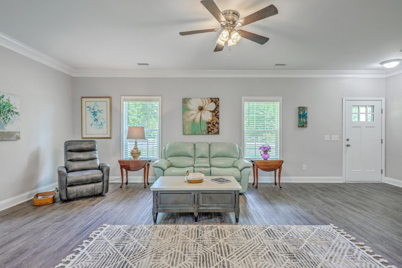 326 Turner Lane Photo 6