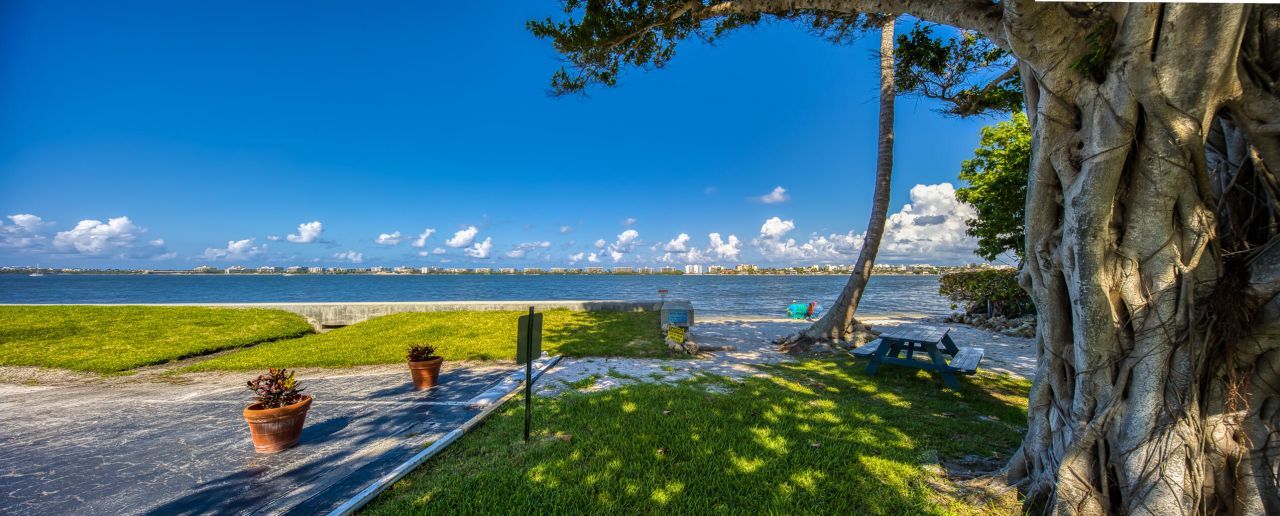 1516 S Lakeside Drive, Unit 205, Lake Worth Beach, FL 33460 Photo