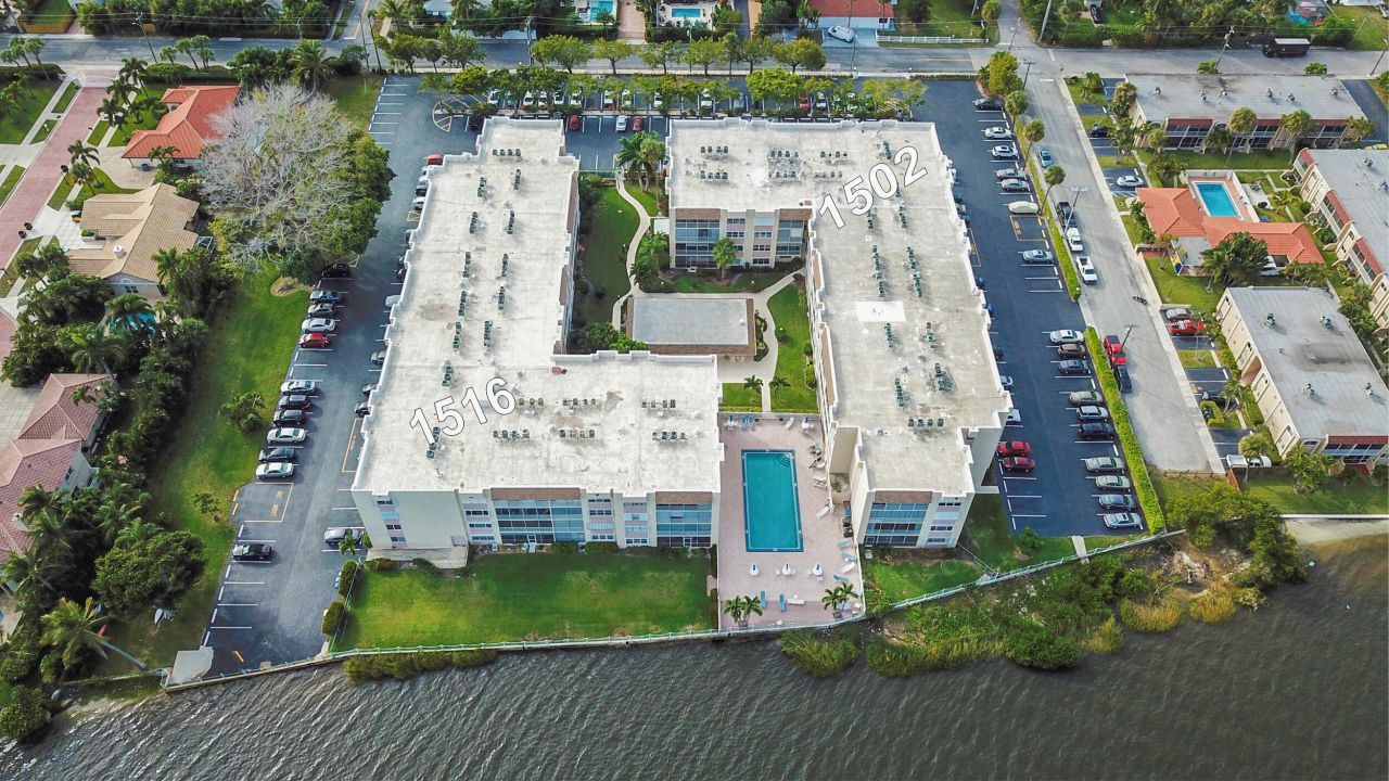 1516 S Lakeside Drive, Unit 205, Lake Worth Beach, FL 33460 Photo