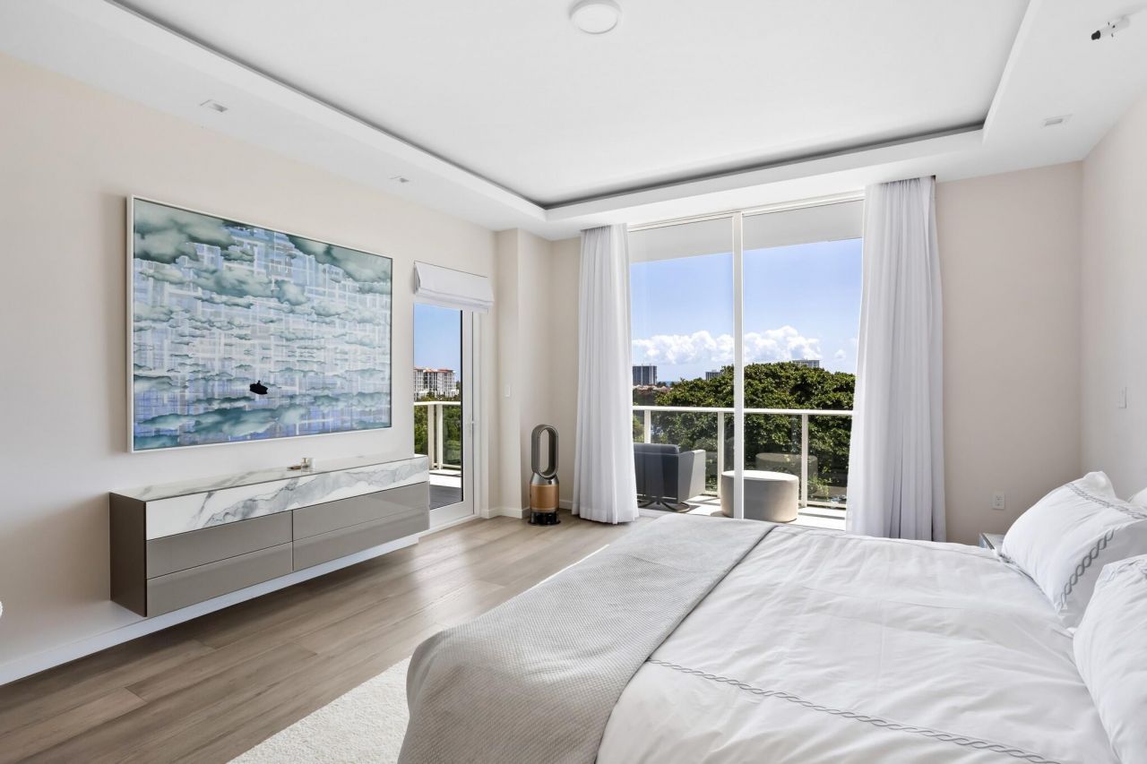 200 SE Mizner Boulevard, Unit 717, Boca Raton, FL 33432 Photo