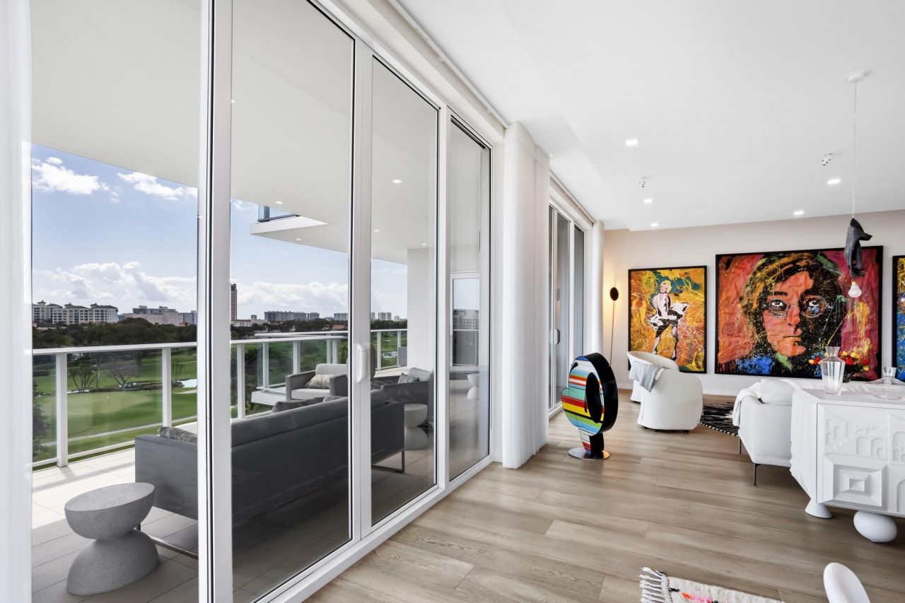 200 SE Mizner Boulevard, Unit 717, Boca Raton, FL 33432 Photo