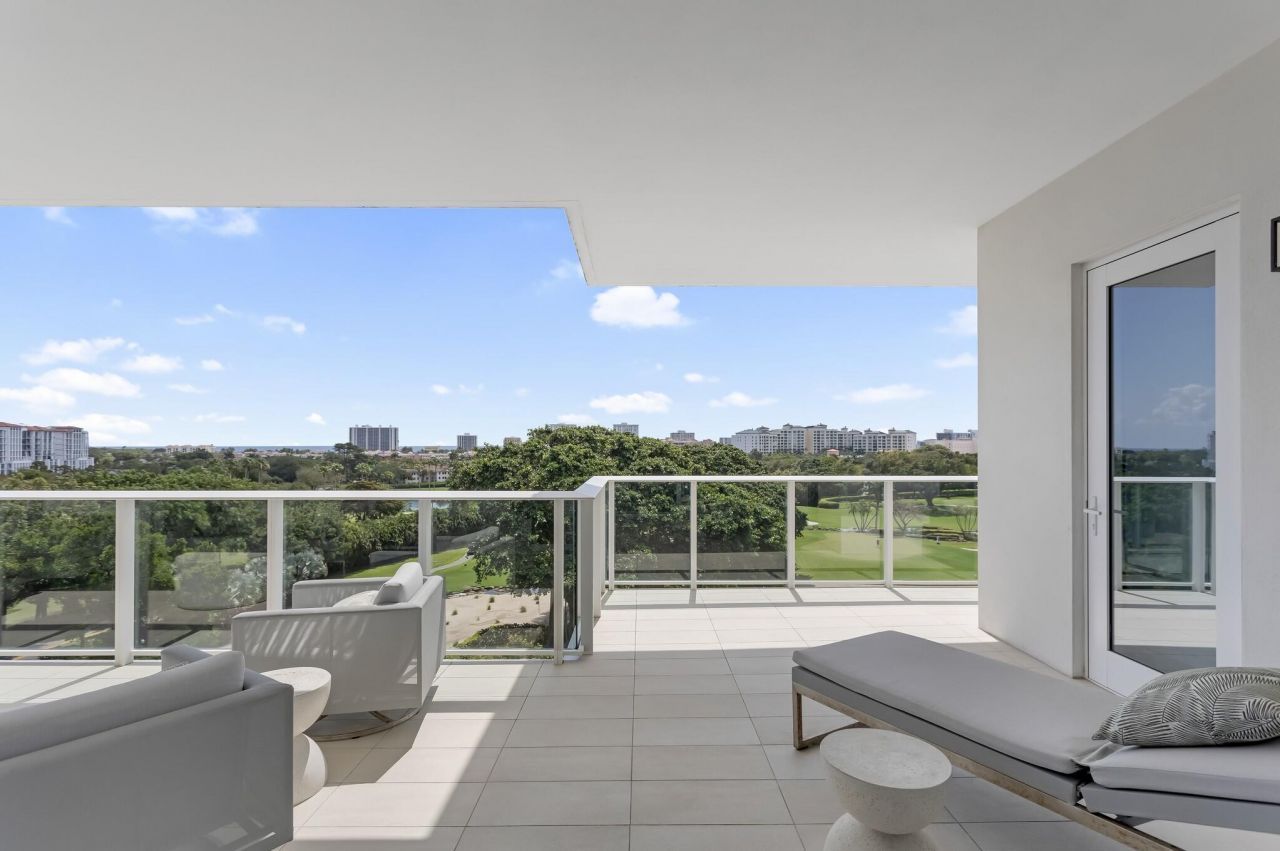 200 SE Mizner Boulevard, Unit 717, Boca Raton, FL 33432 Photo