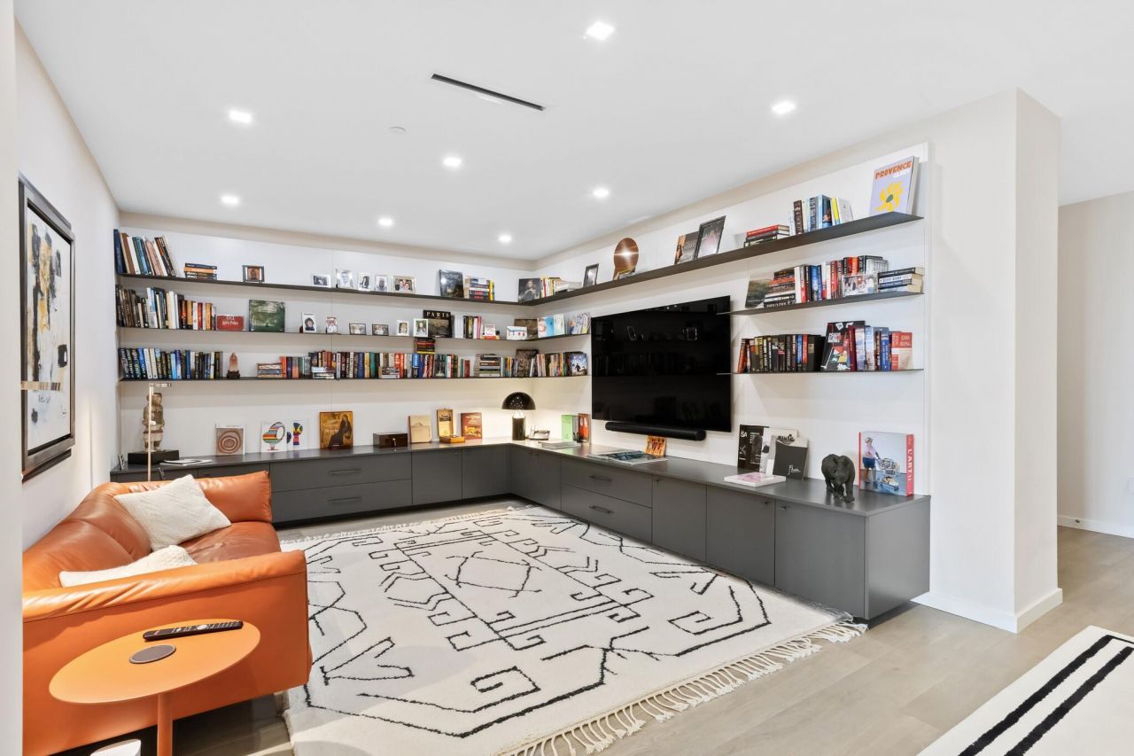 200 SE Mizner Boulevard, Unit 717, Boca Raton, FL 33432 Photo