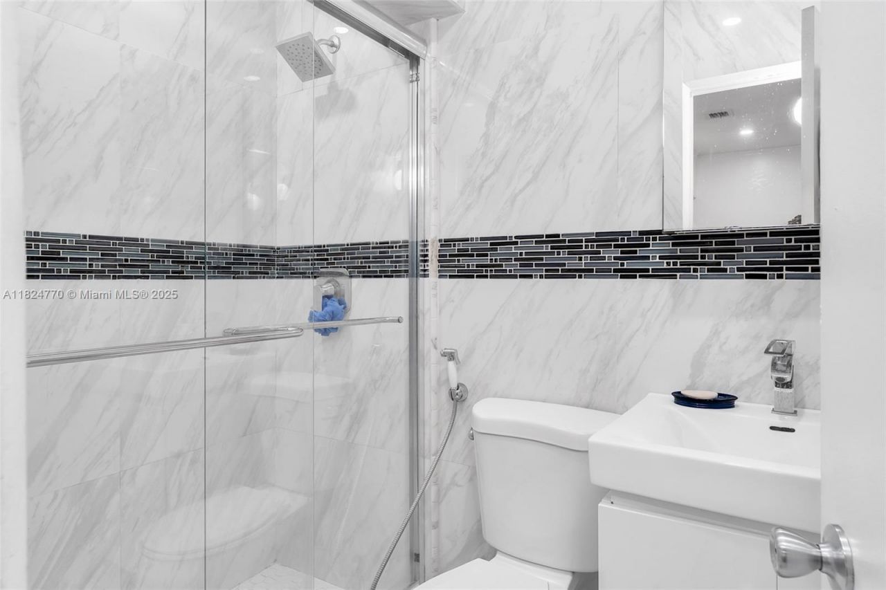 31 SW 58th Ct, Miami, FL 33144 Photo