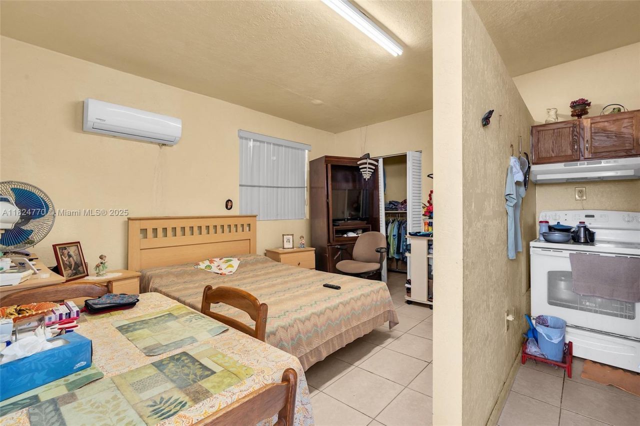 31 SW 58th Ct, Miami, FL 33144 Photo