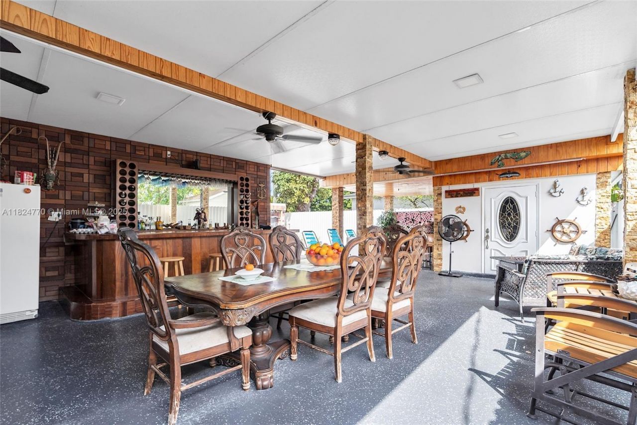 31 SW 58th Ct, Miami, FL 33144 Photo