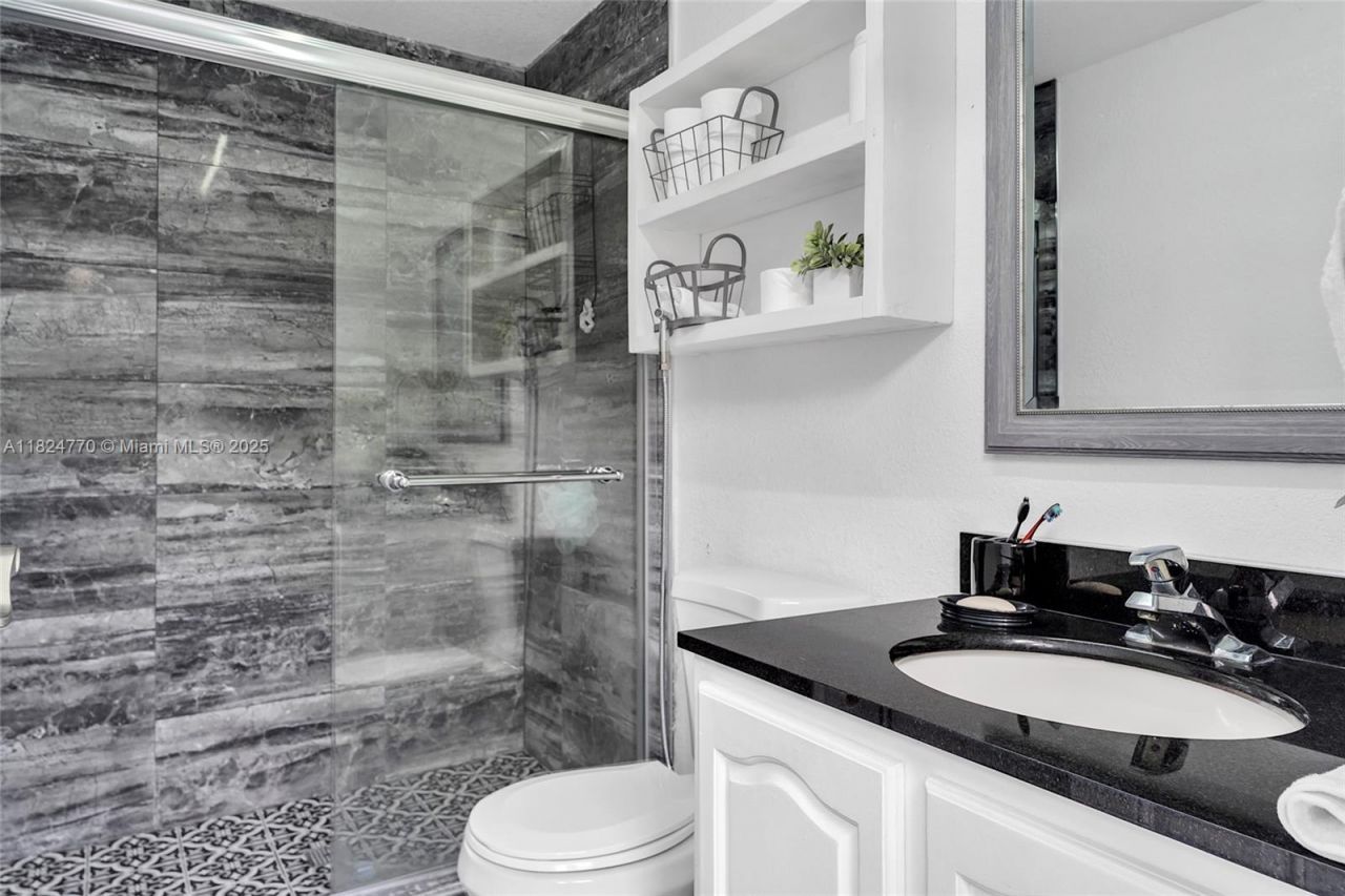 31 SW 58th Ct, Miami, FL 33144 Photo