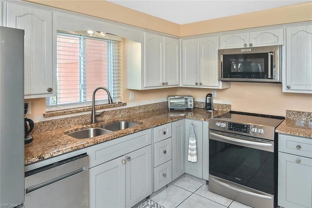 467 Stipe St, North Fort Myers, FL 33903 Photo