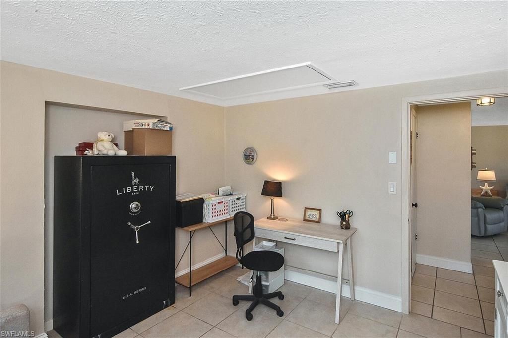 467 Stipe St, North Fort Myers, FL 33903 Photo