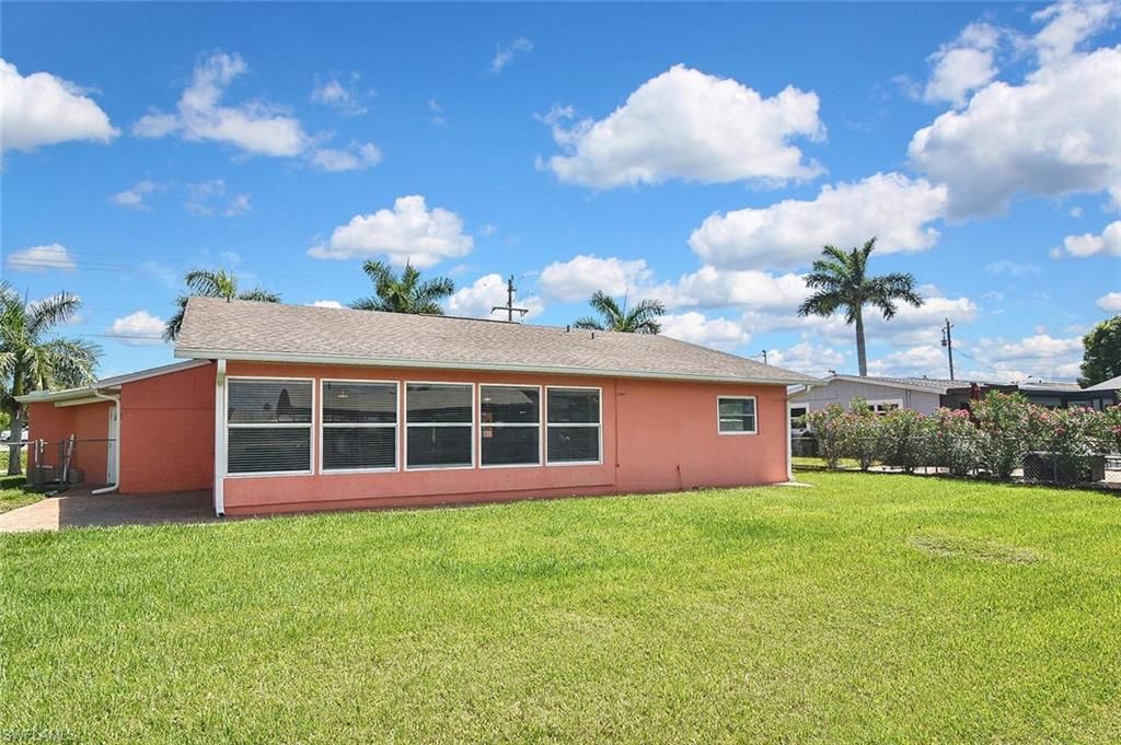 467 Stipe St, North Fort Myers, FL 33903 Photo