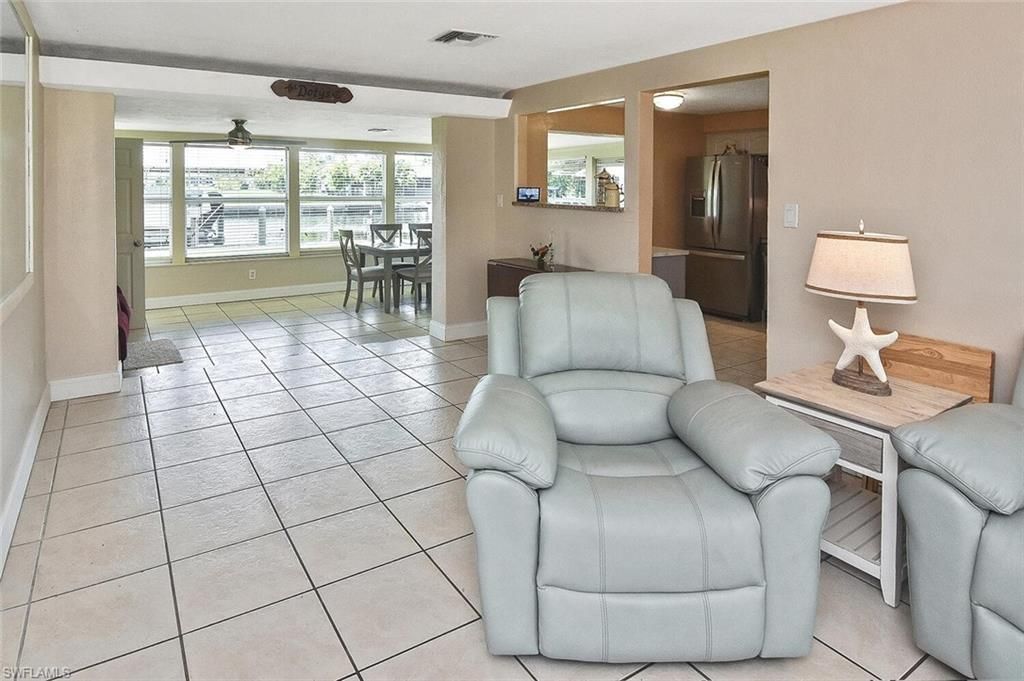 467 Stipe St, North Fort Myers, FL 33903 Photo