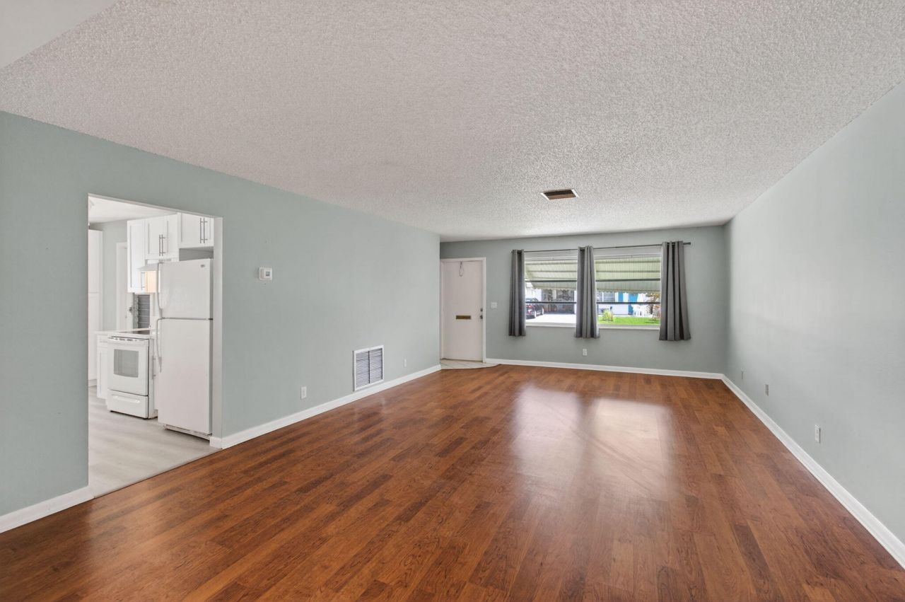 2080 SW 14th Avenue, Boynton Beach, FL 33426 Photo