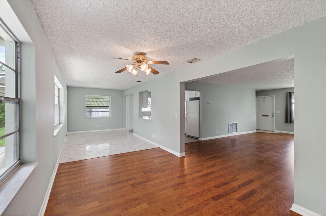 2080 SW 14th Avenue, Boynton Beach, FL 33426 Photo