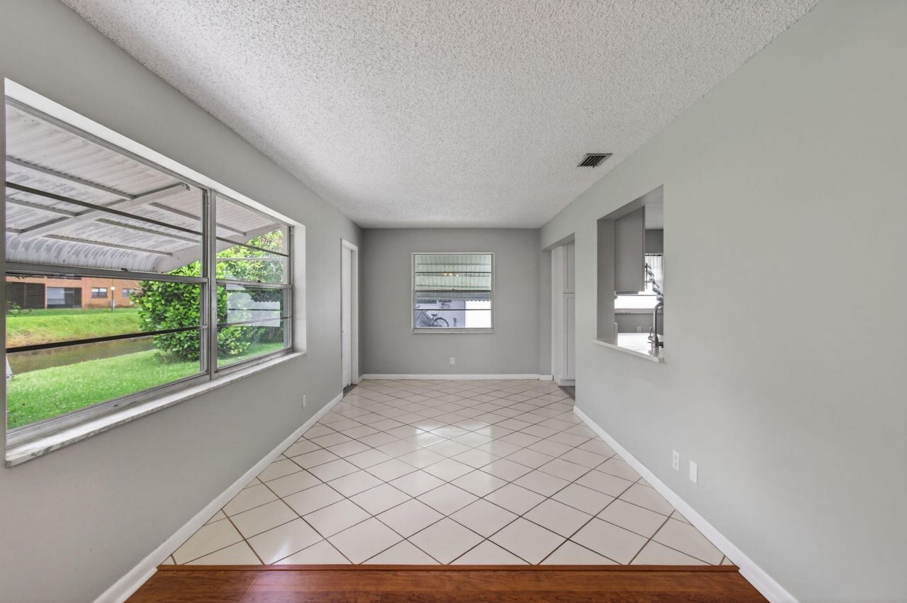 2080 SW 14th Avenue, Boynton Beach, FL 33426 Photo