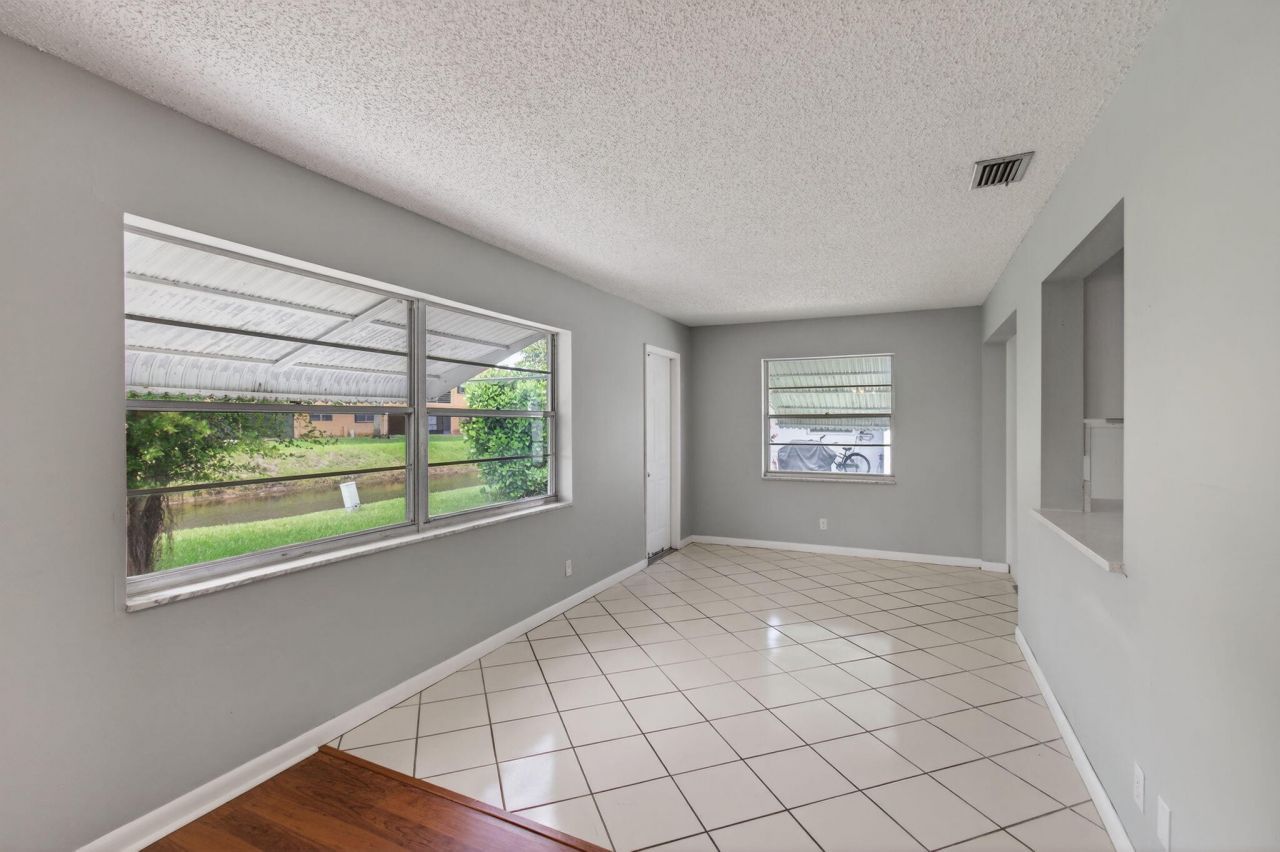 2080 SW 14th Avenue, Boynton Beach, FL 33426 Photo