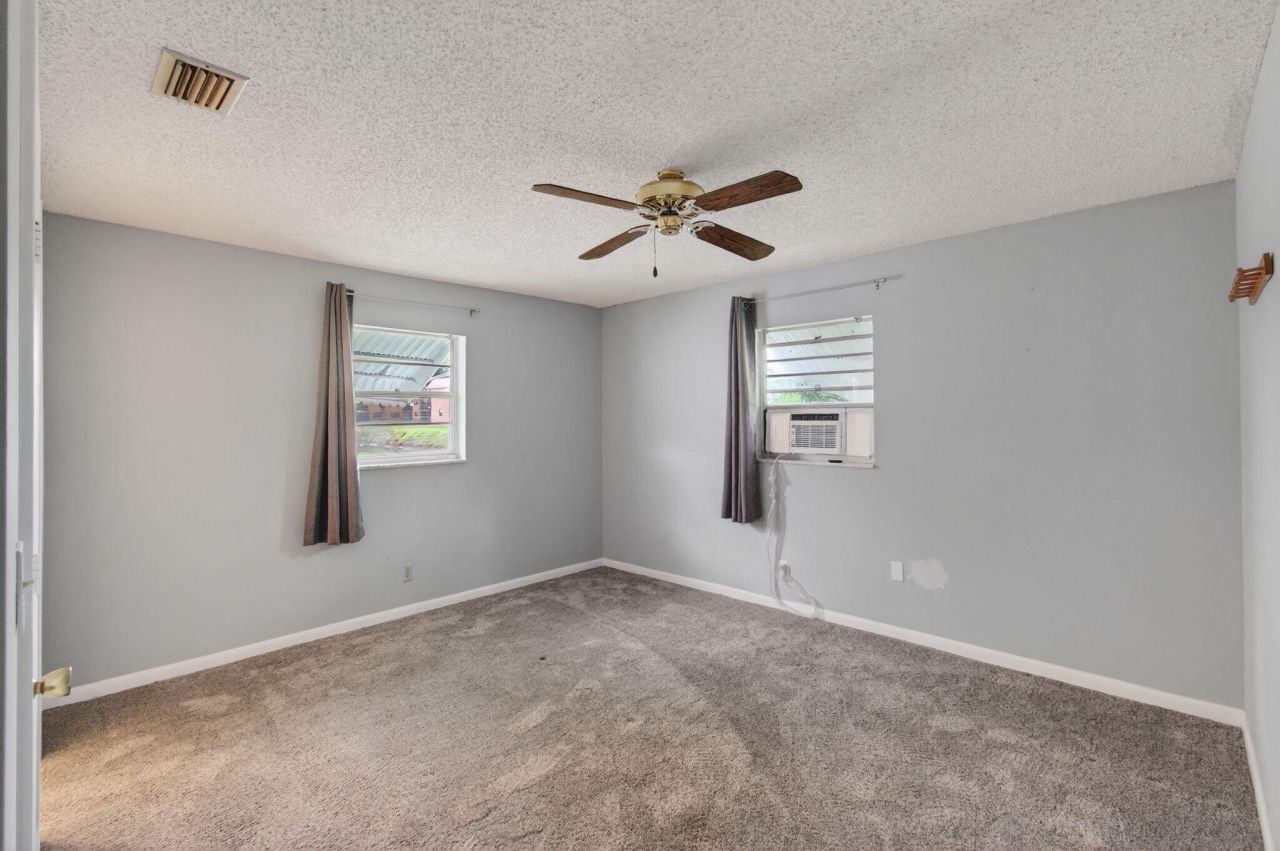 2080 SW 14th Avenue, Boynton Beach, FL 33426 Photo