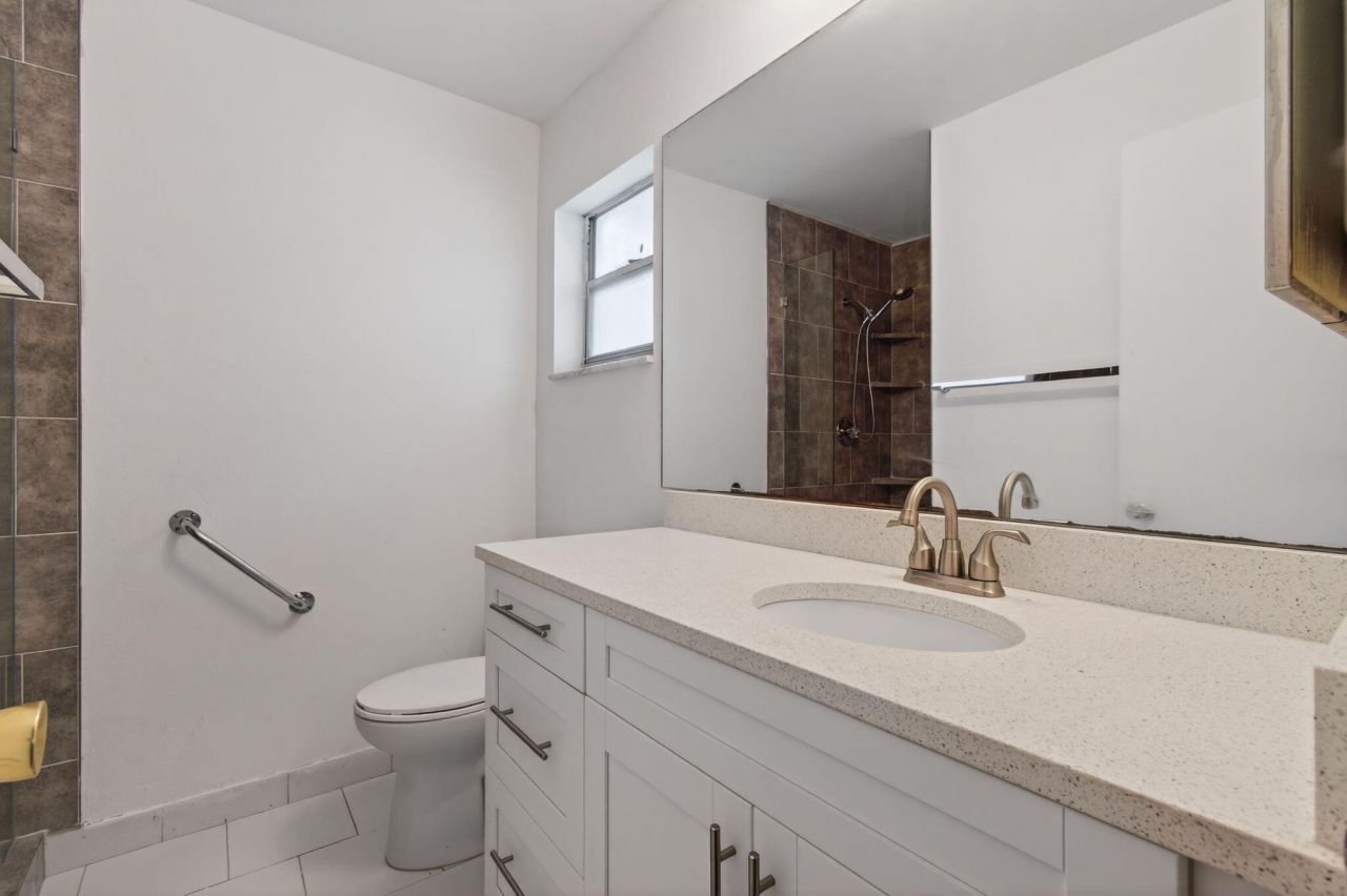 2080 SW 14th Avenue, Boynton Beach, FL 33426 Photo