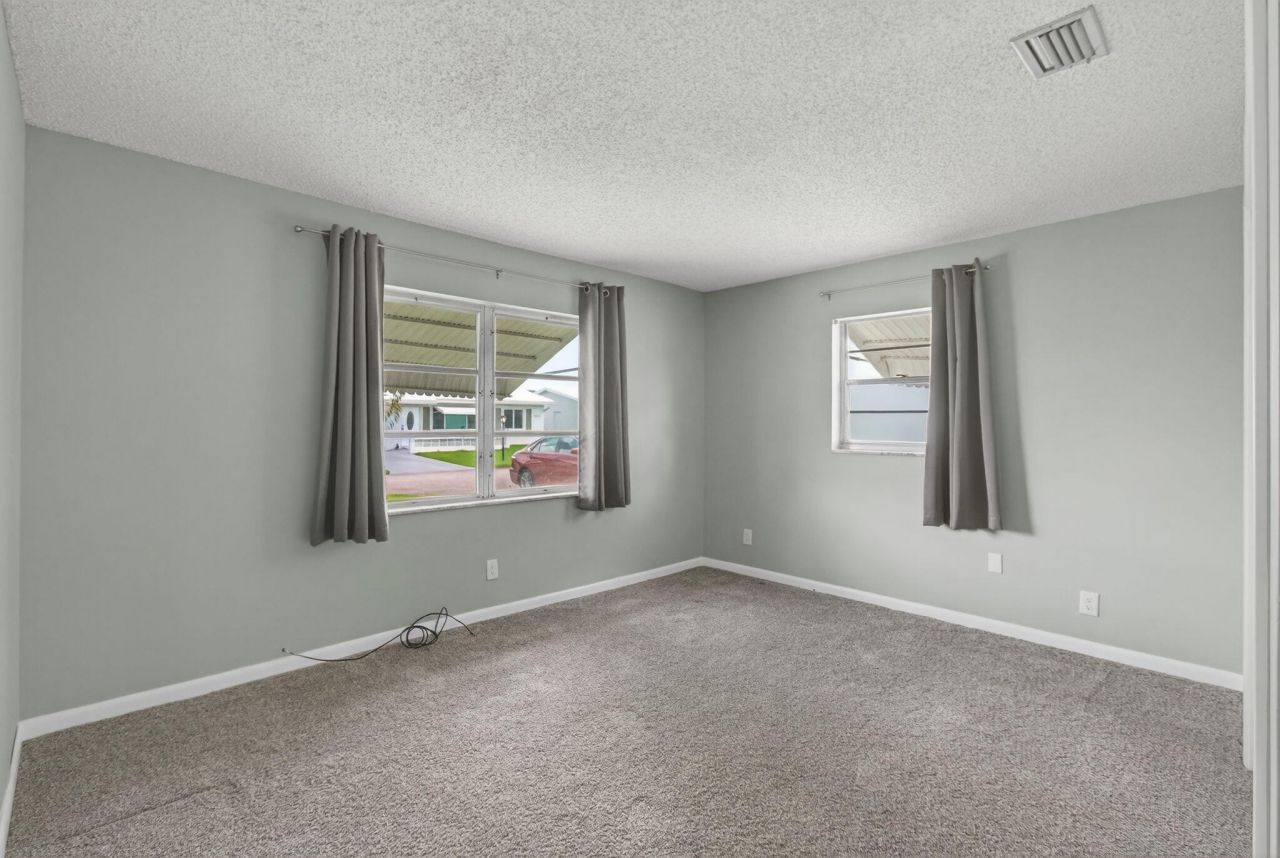 2080 SW 14th Avenue, Boynton Beach, FL 33426 Photo