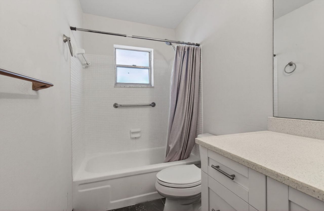 2080 SW 14th Avenue, Boynton Beach, FL 33426 Photo