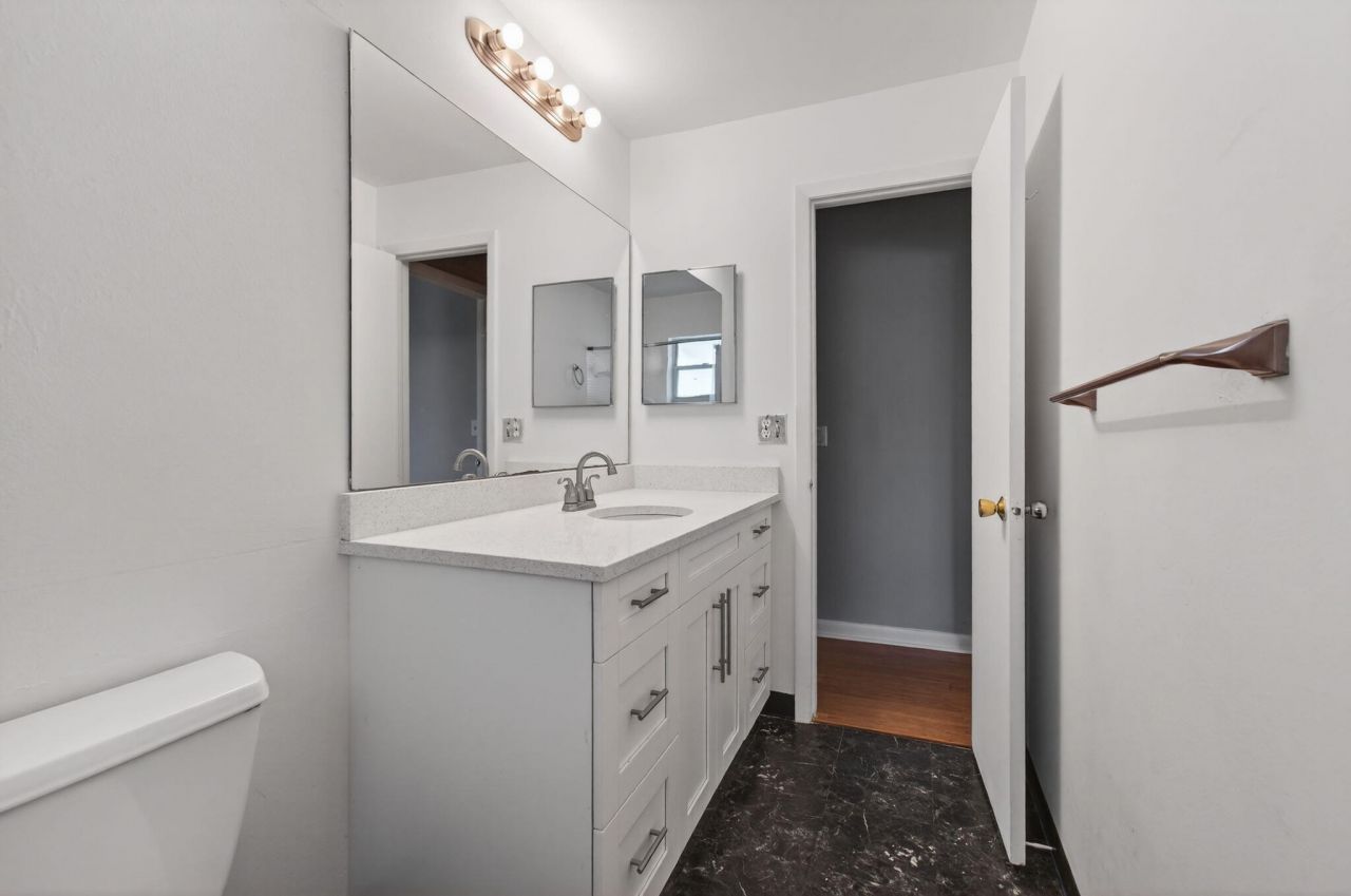 2080 SW 14th Avenue, Boynton Beach, FL 33426 Photo