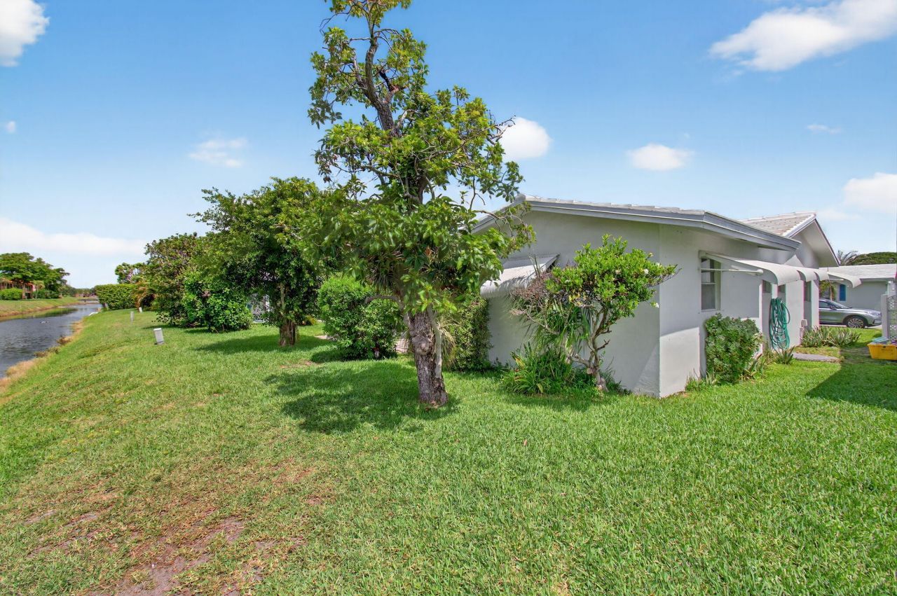 2080 SW 14th Avenue, Boynton Beach, FL 33426 Photo