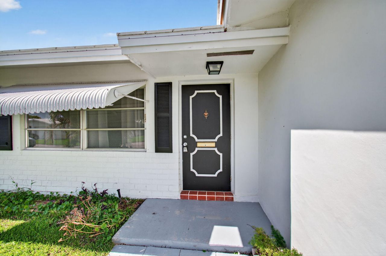 2080 SW 14th Avenue, Boynton Beach, FL 33426 Photo