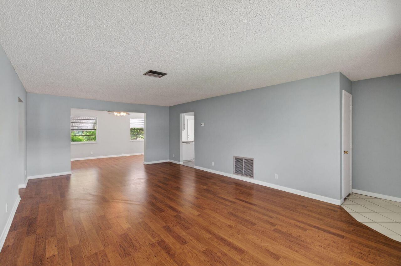 2080 SW 14th Avenue, Boynton Beach, FL 33426 Photo