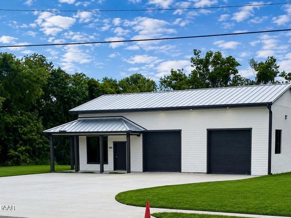 153 US 1, Oak Hill, FL 32759