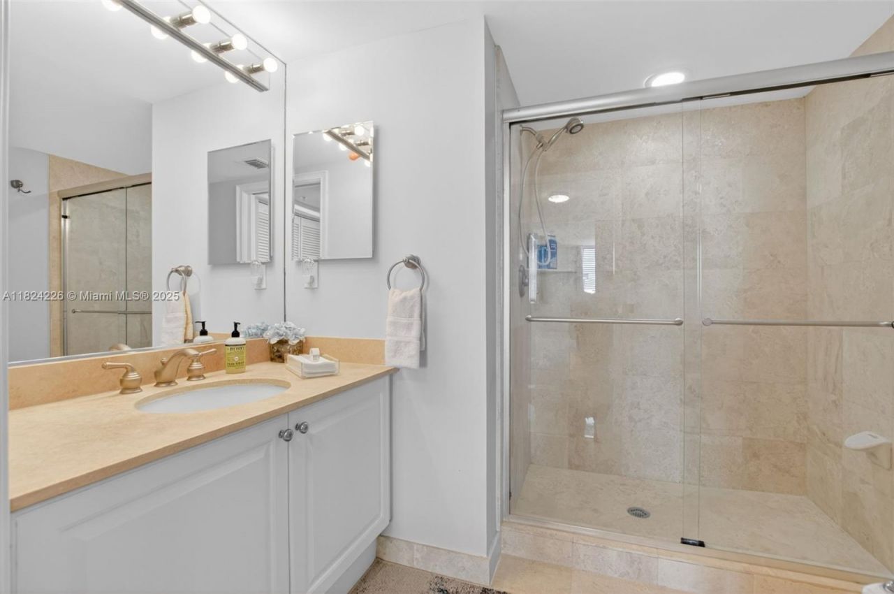 99 SE Mizner Blvd, Unit 821, Boca Raton, FL 33432 Photo