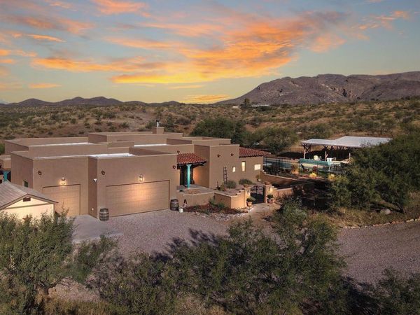 12800 W Arivaca Road, Amado, AZ 85645