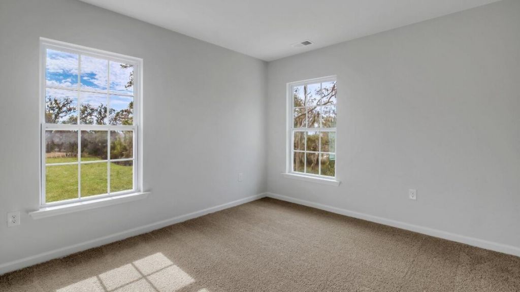 134 Twickenham Loop Photo 23