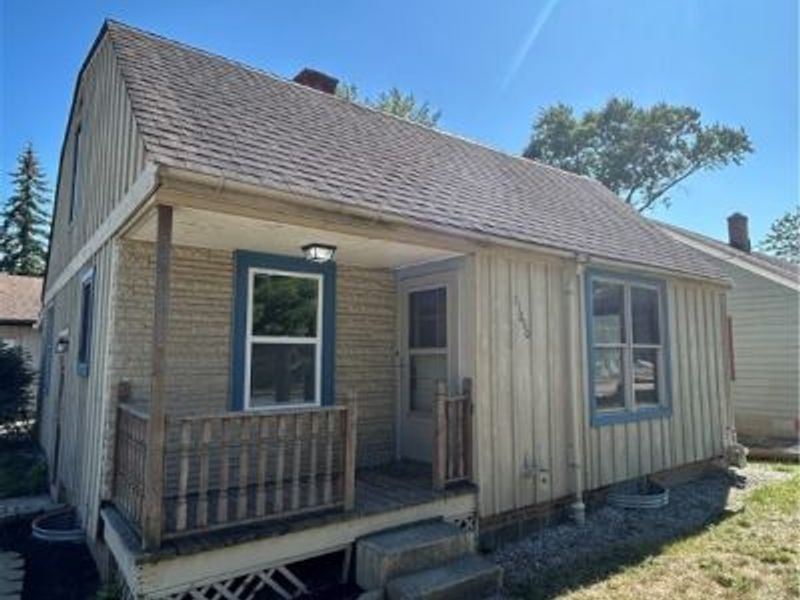 21860 Louis Road, Bedford Heights, OH 44146 Photo 1
