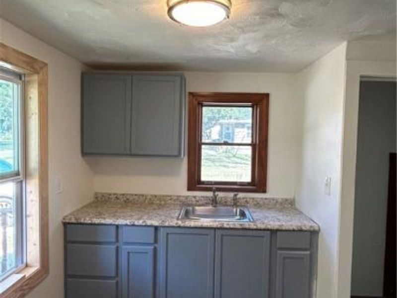 21860 Louis Road, Bedford Heights, OH 44146 Photo 8