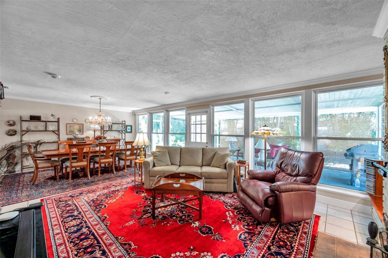 3898 49th Avenue S, Saint Petersburg, FL 33711 Photo