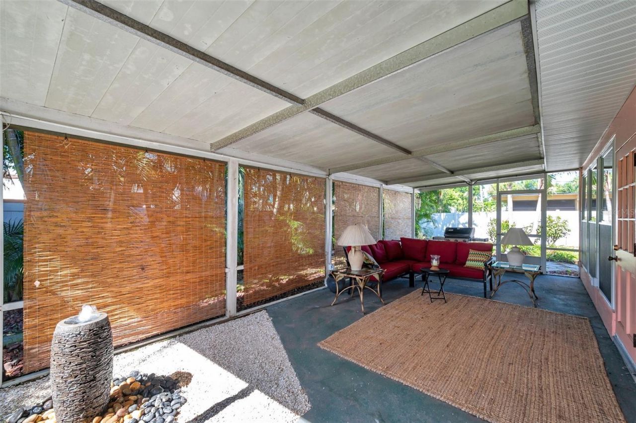 3898 49th Avenue S, Saint Petersburg, FL 33711 Photo