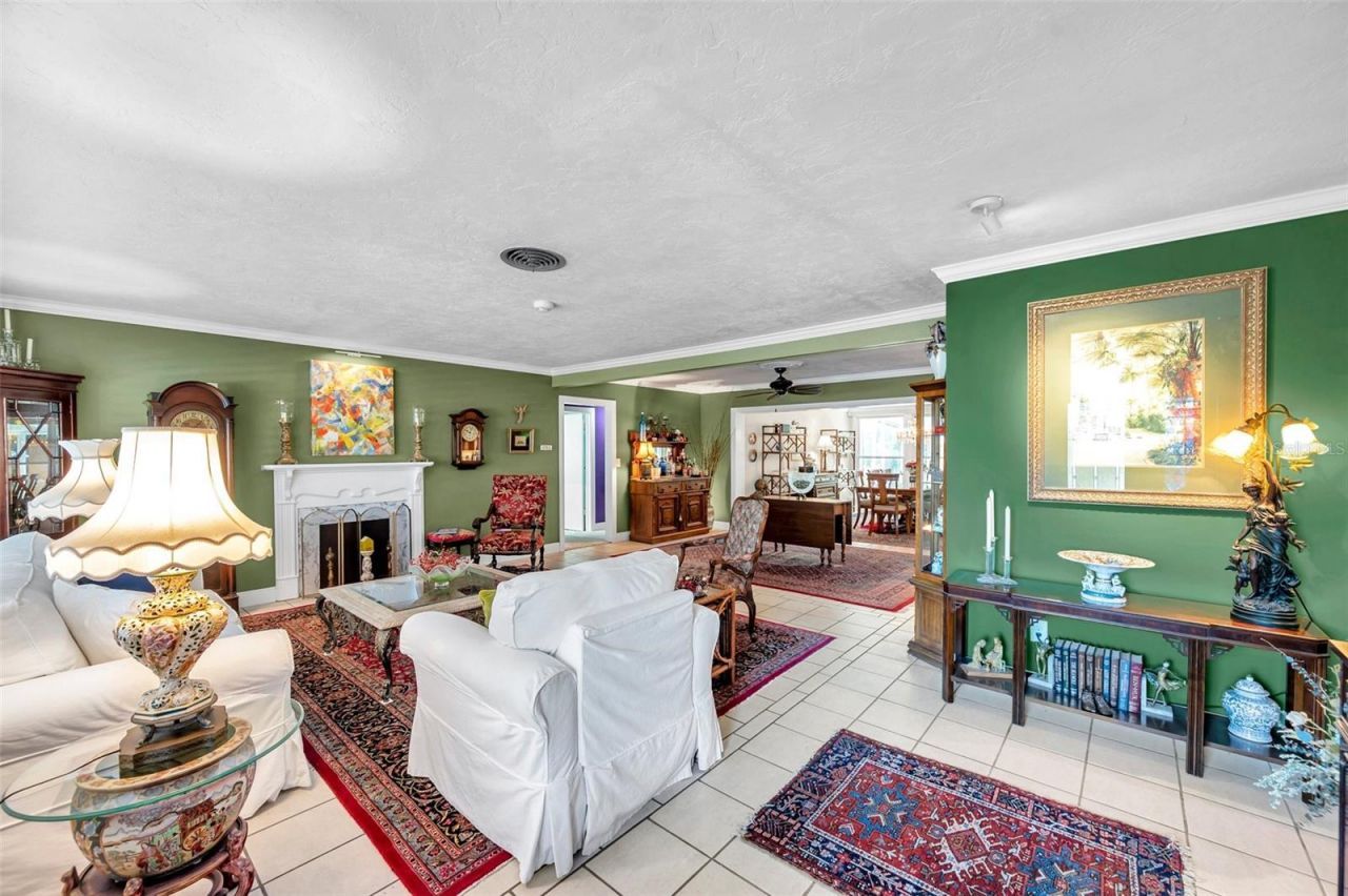 3898 49th Avenue S, Saint Petersburg, FL 33711 Photo