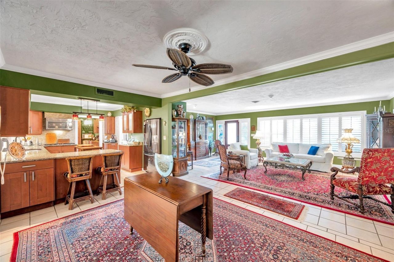 3898 49th Avenue S, Saint Petersburg, FL 33711 Photo