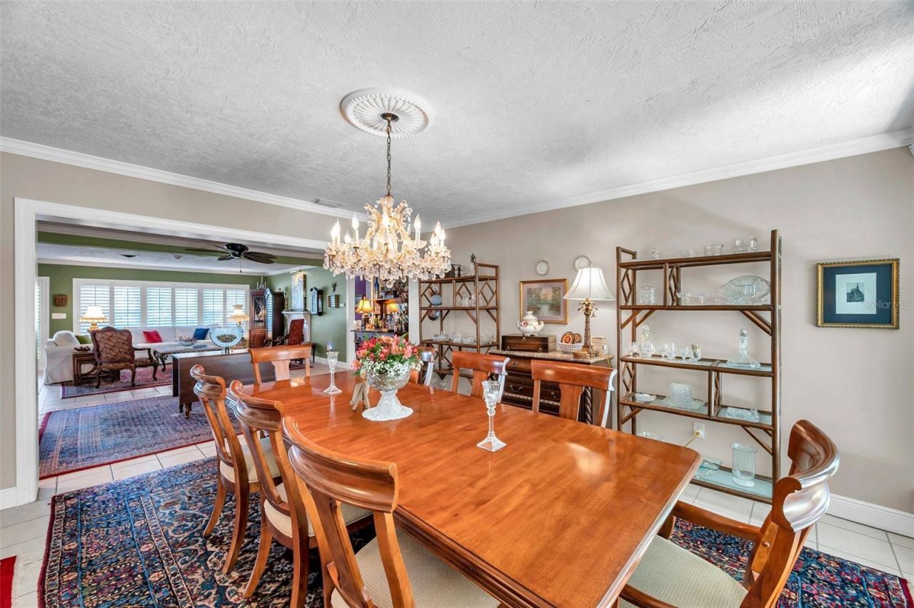 3898 49th Avenue S, Saint Petersburg, FL 33711 Photo