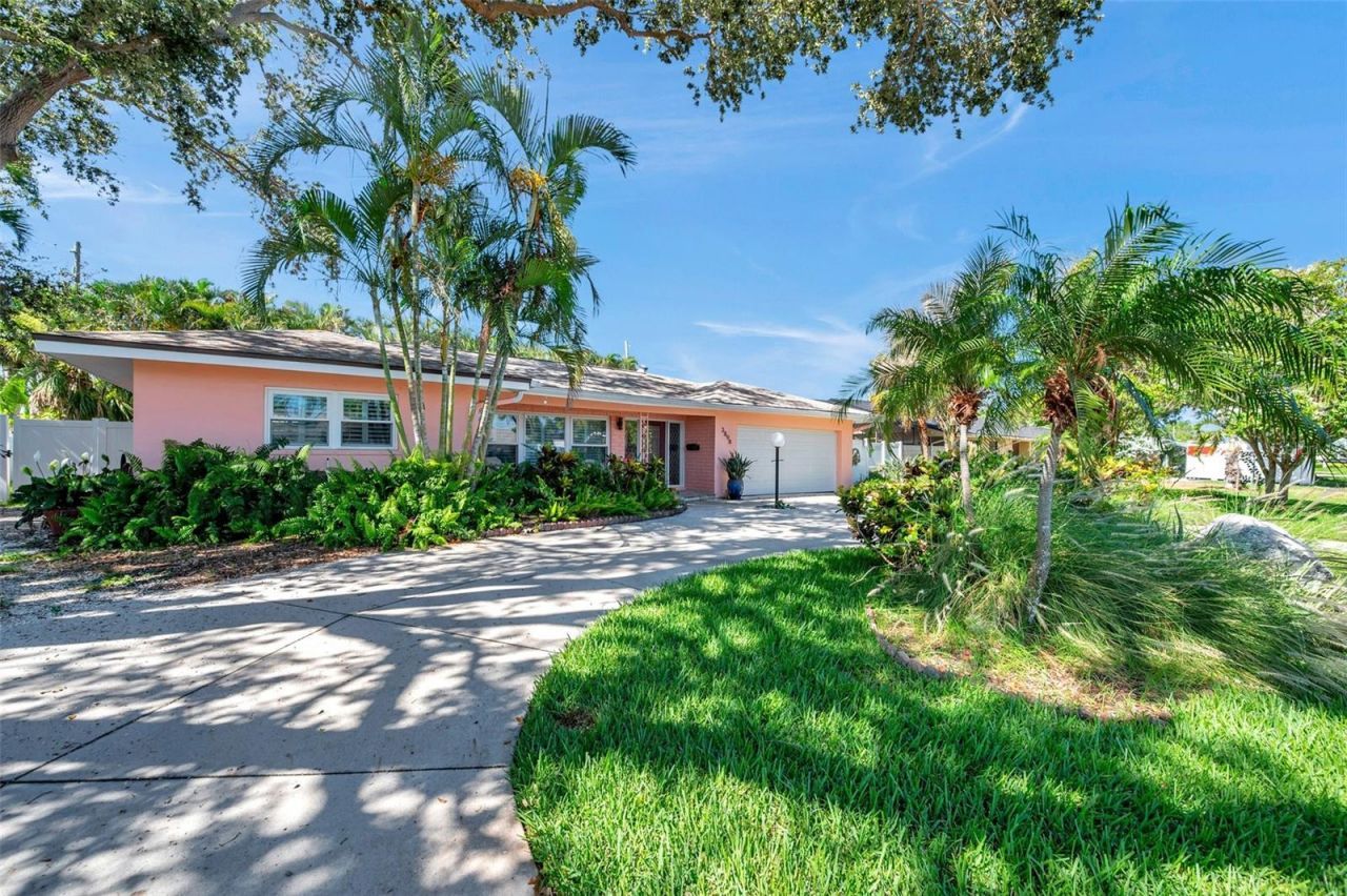 3898 49th Avenue S, Saint Petersburg, FL 33711 Photo