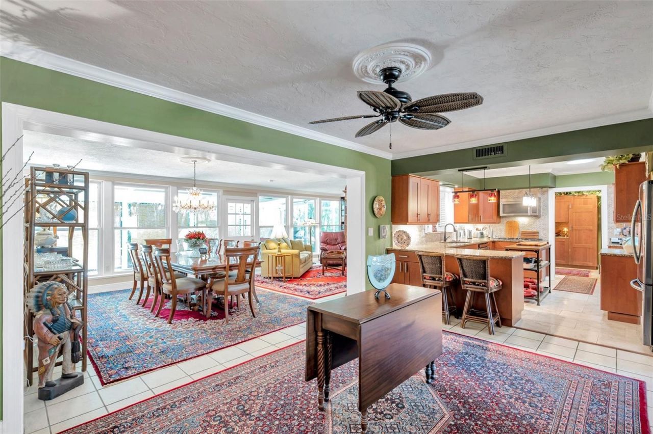 3898 49th Avenue S, Saint Petersburg, FL 33711 Photo