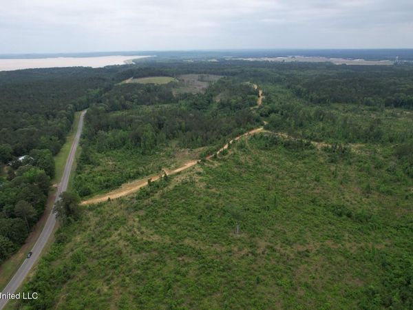 Off Highway 333, Grenada, MS 38901