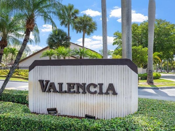 10091 SW 137th Pl, Miami, FL 33186